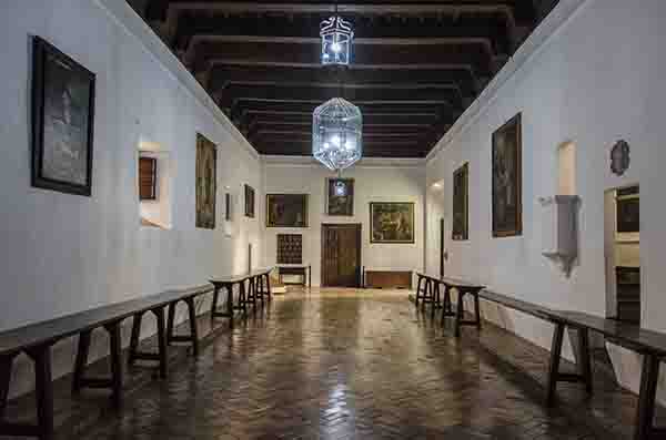 Granada 221 - monasterio de San Jerónimo - refectorio.jpg